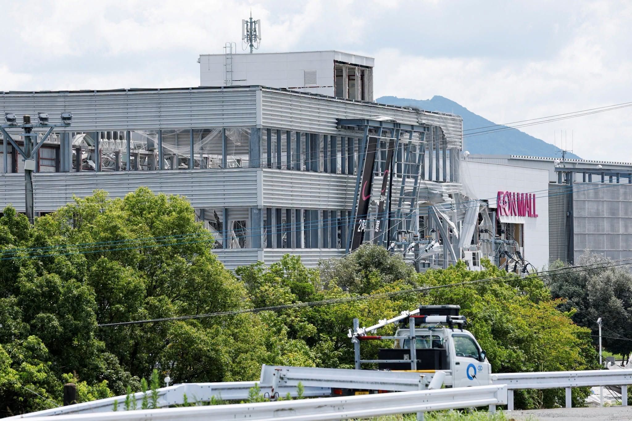 7.1 magnitude na lindol sa Kumamoto, Japan 13 patay..jpg
