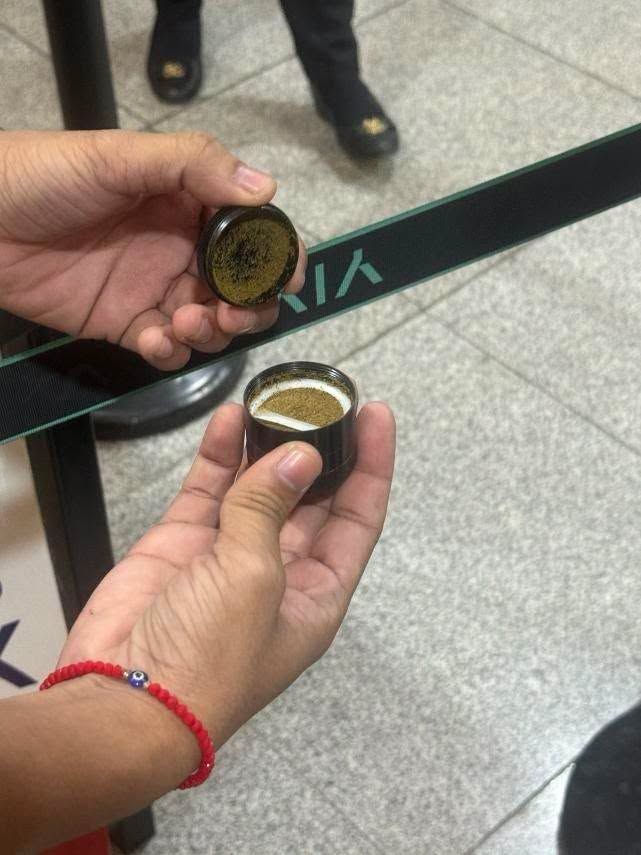Kinumpirma ng PDEA sa field test na marijuana ang nakuhang droga...jpg
